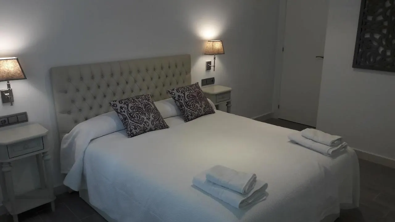 Guesting Velazquez Apartment Cadiz