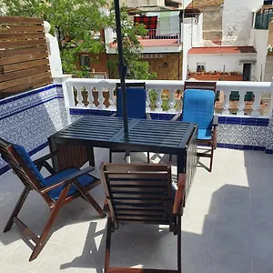 Private Townhouse With Roof Terrace Close To The Сasa de vacaciones Málaga